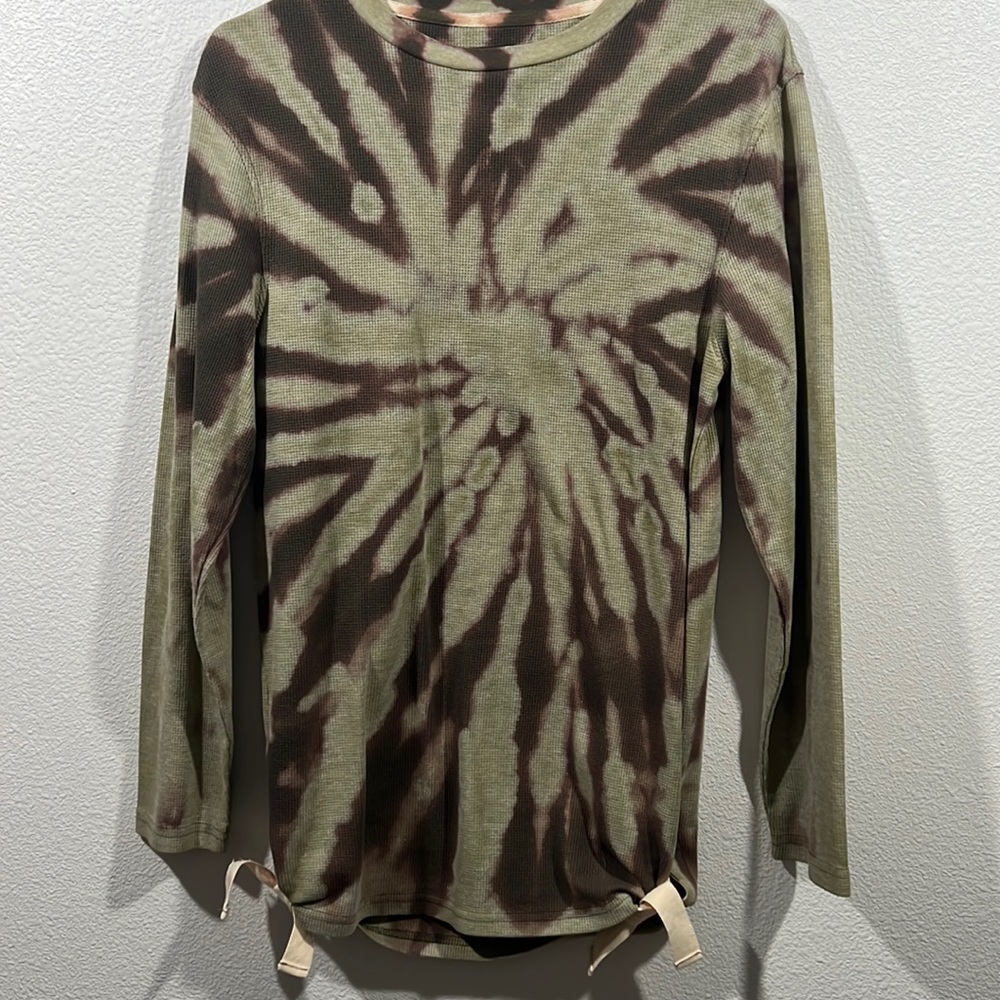 Vintage tie dye long sleeve shirt